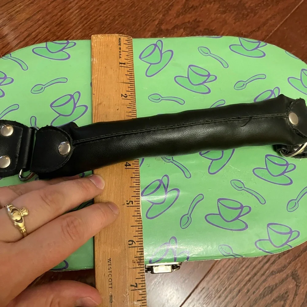Vintage 1990s Winnie the Pooh Vanity Case for Make Up, Jewelry and more